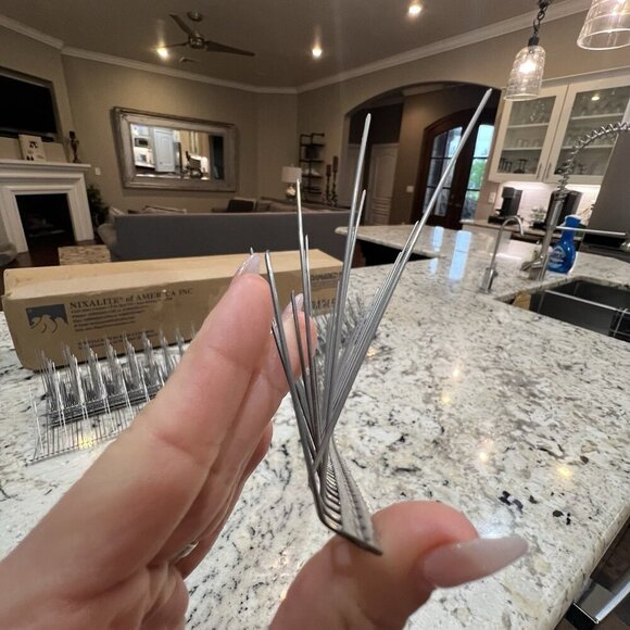 Nixalite Model H Bird Spiked 10 X 2 Feet Wildlife Deterrent Kit Stainless Steel - Picture 15 of 16